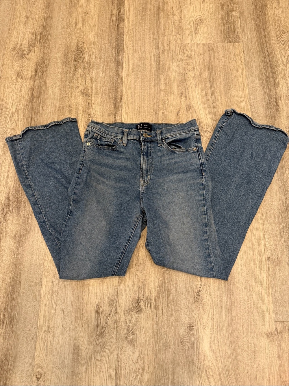 Gap Denim 10/30R ’70s Flare Jeans Medium Wash High Rise